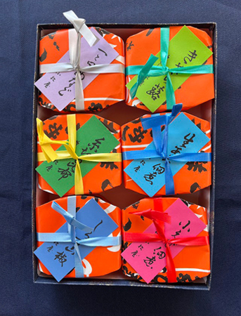 一と口あなご+しらす山椒+小えび佃煮+生あみ佃煮+糸切昆布+きゃら蕗